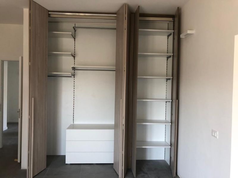 Cabina armadio con ante scorrevoli
